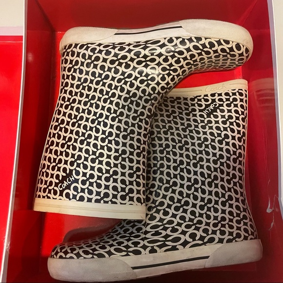 Úrsula Coach Rainboots - Picture 7 of 8